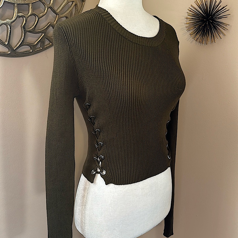 NWT Ribbed Knit Sweater Lace Up Sides